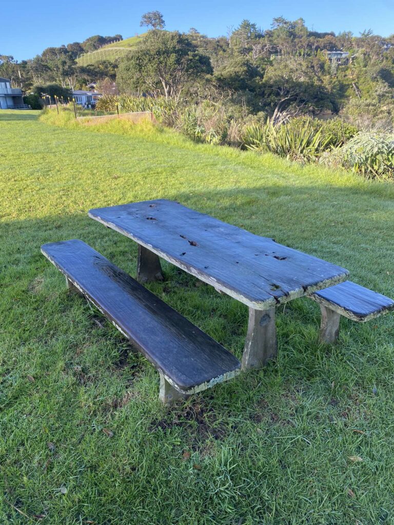 Picnic Bay Picnic Table