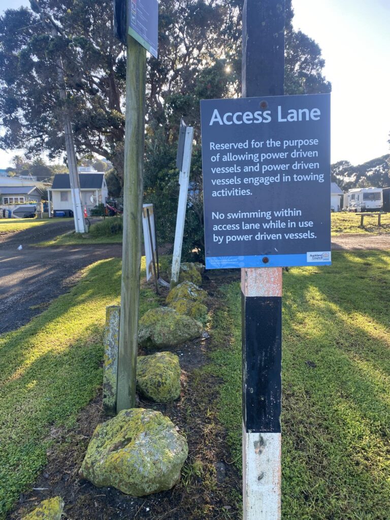 Surfdale Beach Ski Lane Sign