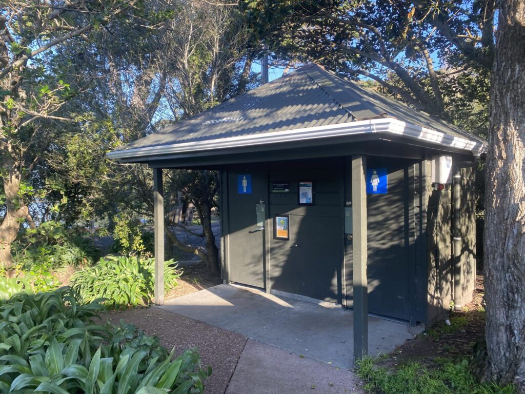 Surfdale Beach Toilet Facilities