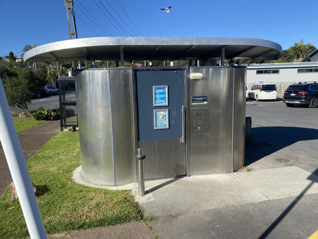 Surfdale Main Carpark Public Toilet